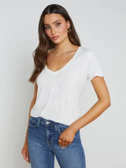 Daijia V-Neck Tee