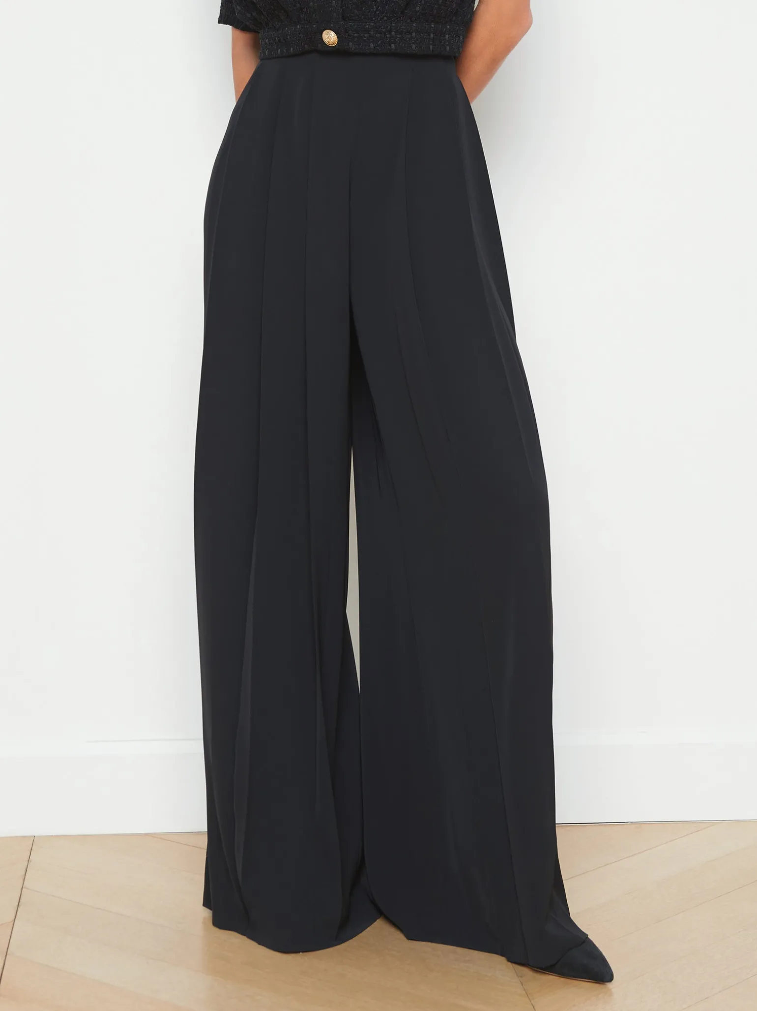 Nova Pleated Wide-Leg Pant