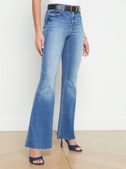 Sera Sneaker Flare Jean